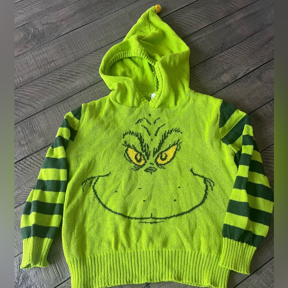 The Grinch boys sweater 5T